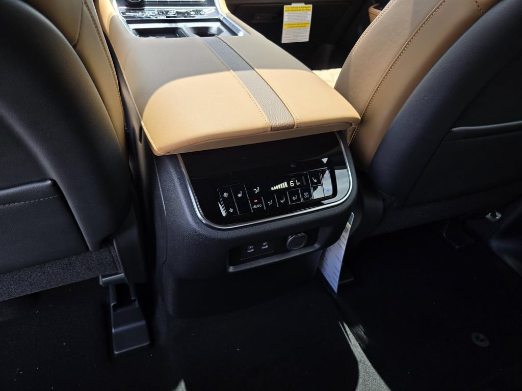 New 2026 Nissan Armada Platinum Reserve AWD/4WD image 18