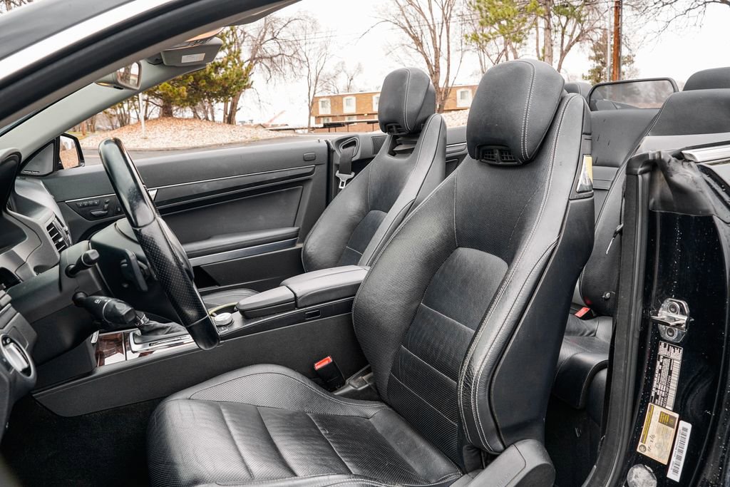 Used 2011 Mercedes-Benz E 550 Cabriolet image 20