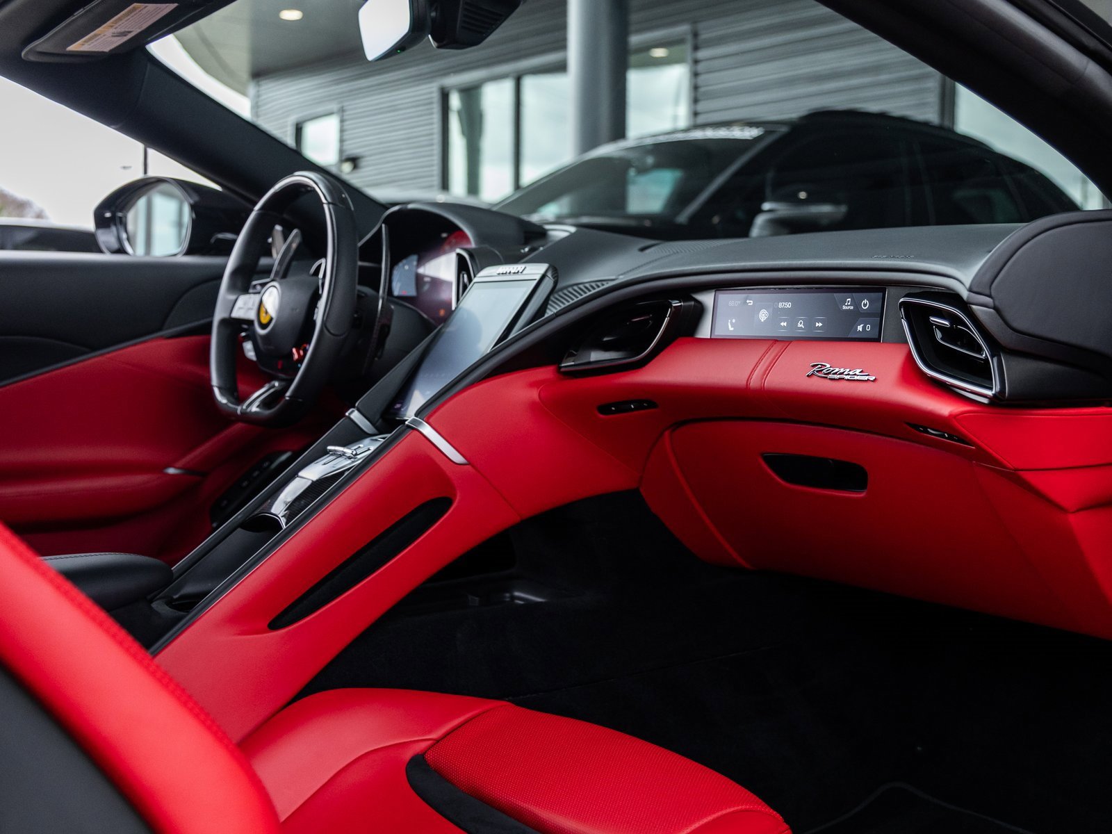 Used 2024 Ferrari Roma Spider image 46