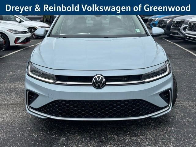 New 2026 Volkswagen Jetta SE image 2