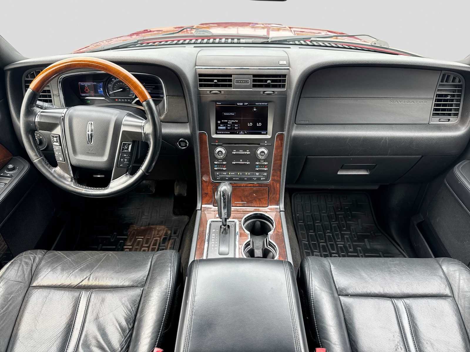 Used 2015 Lincoln Navigator 4WD image 14