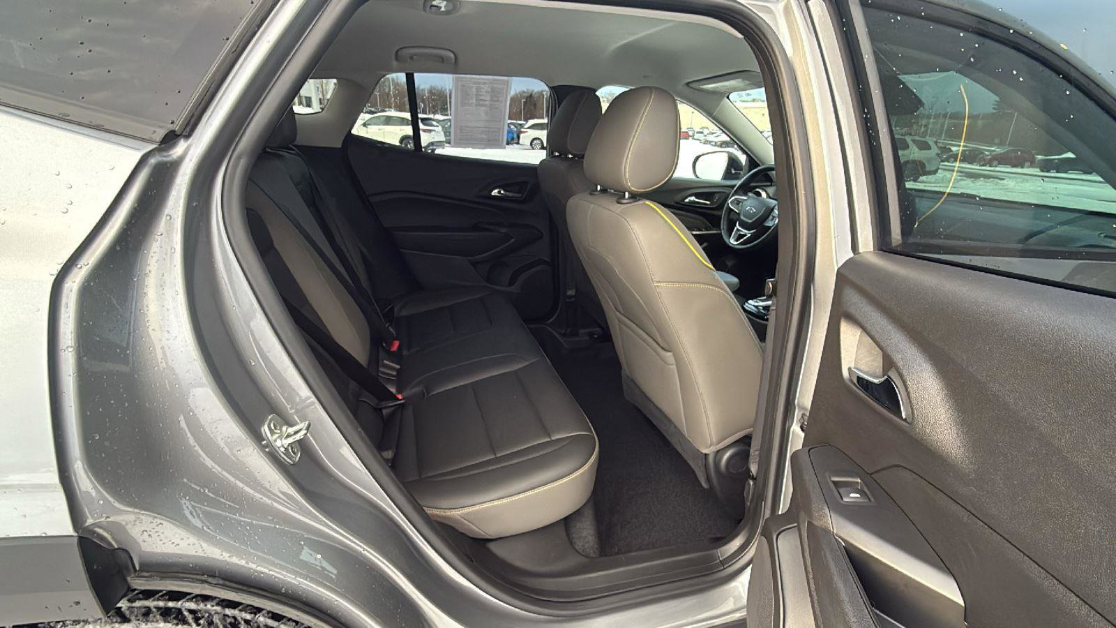 Used 2024 Chevrolet Trax ACTIV w/ Driver Confidence Package image 21