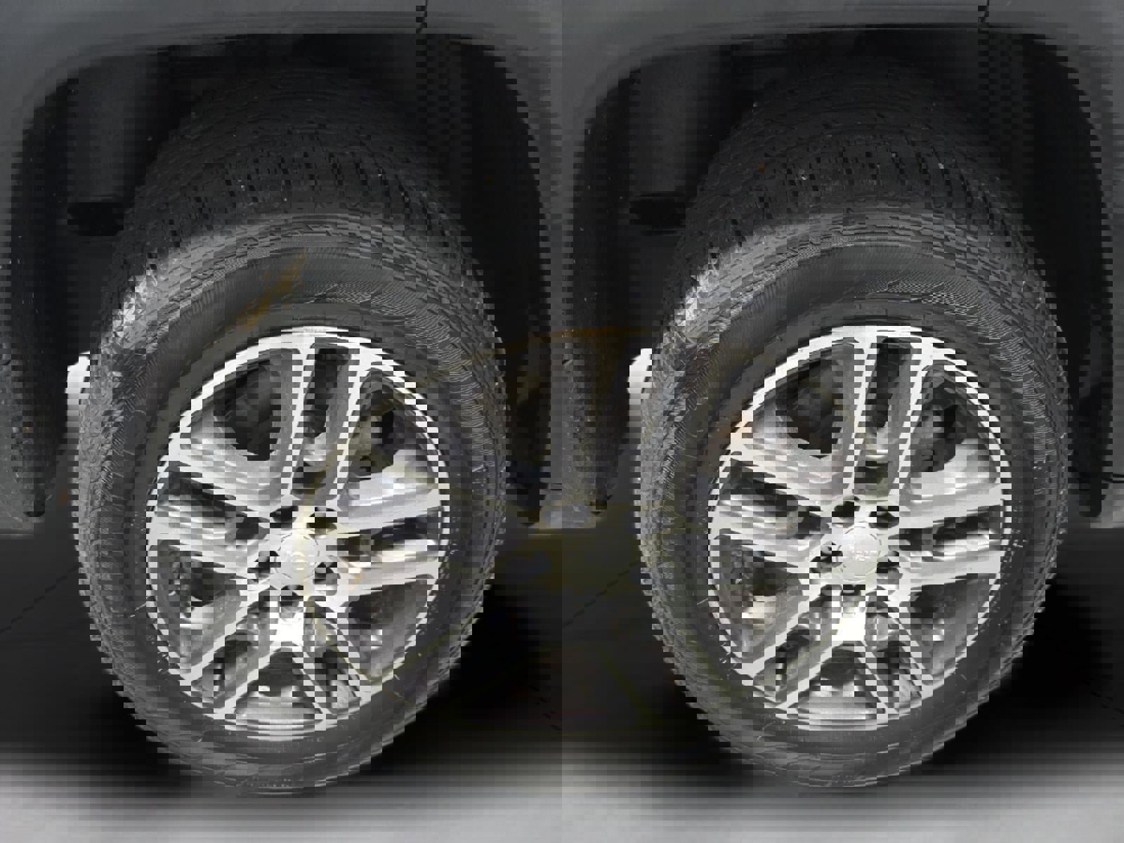 Used 2017 Jeep Compass Latitude w/ Safe & Security Group image 20