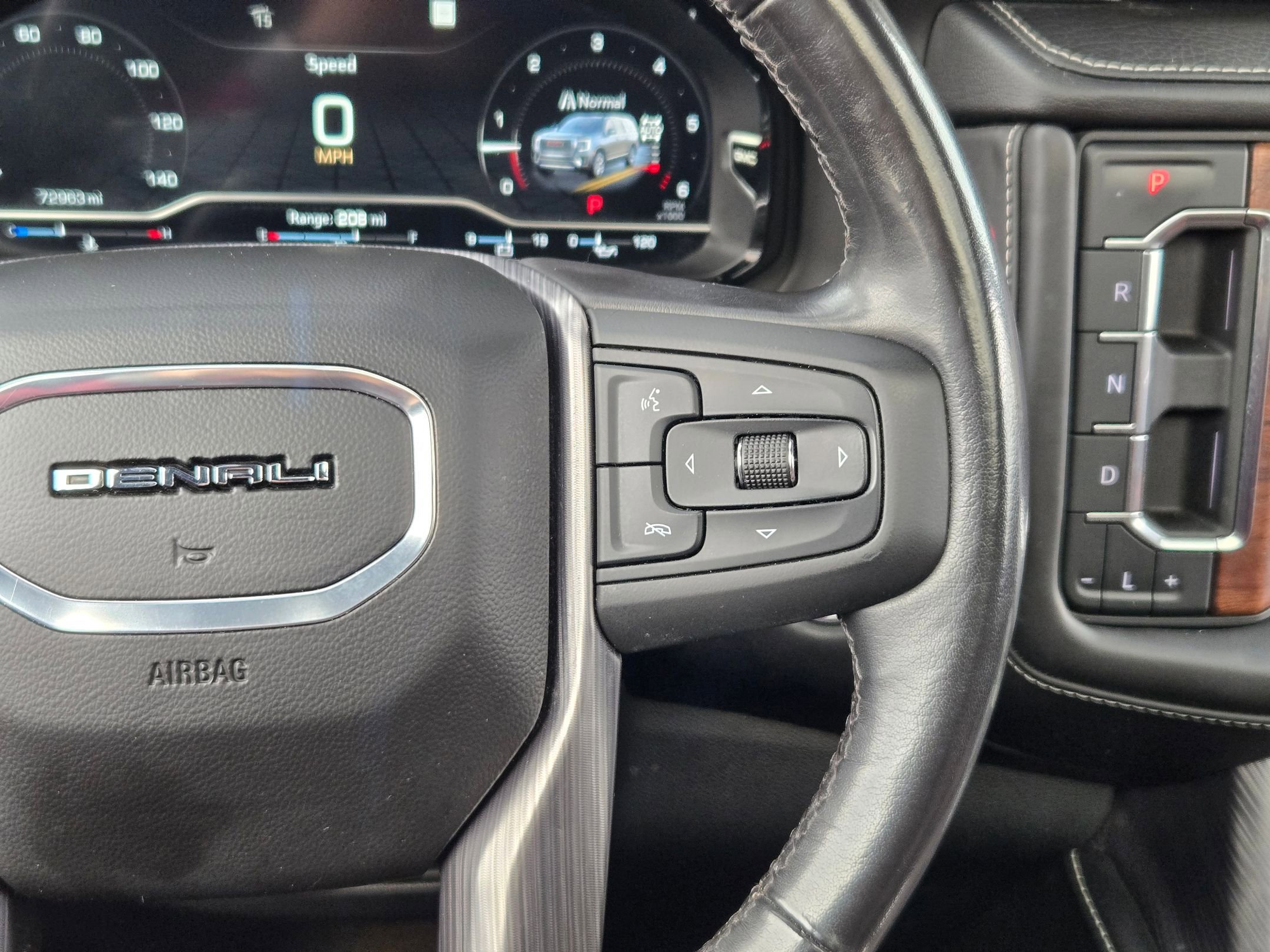 Used 2023 GMC Yukon XL Denali Ultimate image 25