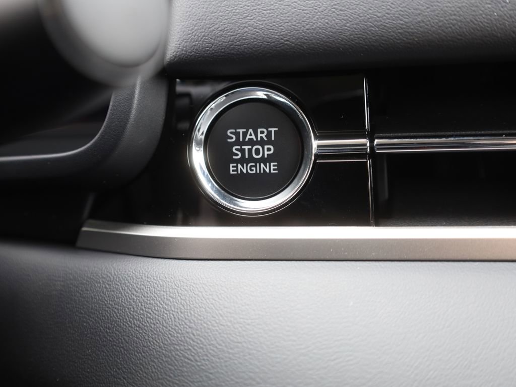 New 2025 Mitsubishi Outlander SEL image 47