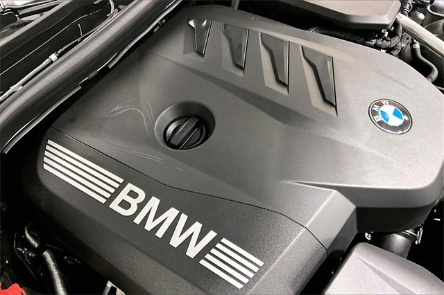 Used 2024 BMW 530i xDrive w/ Convenience Package image 33