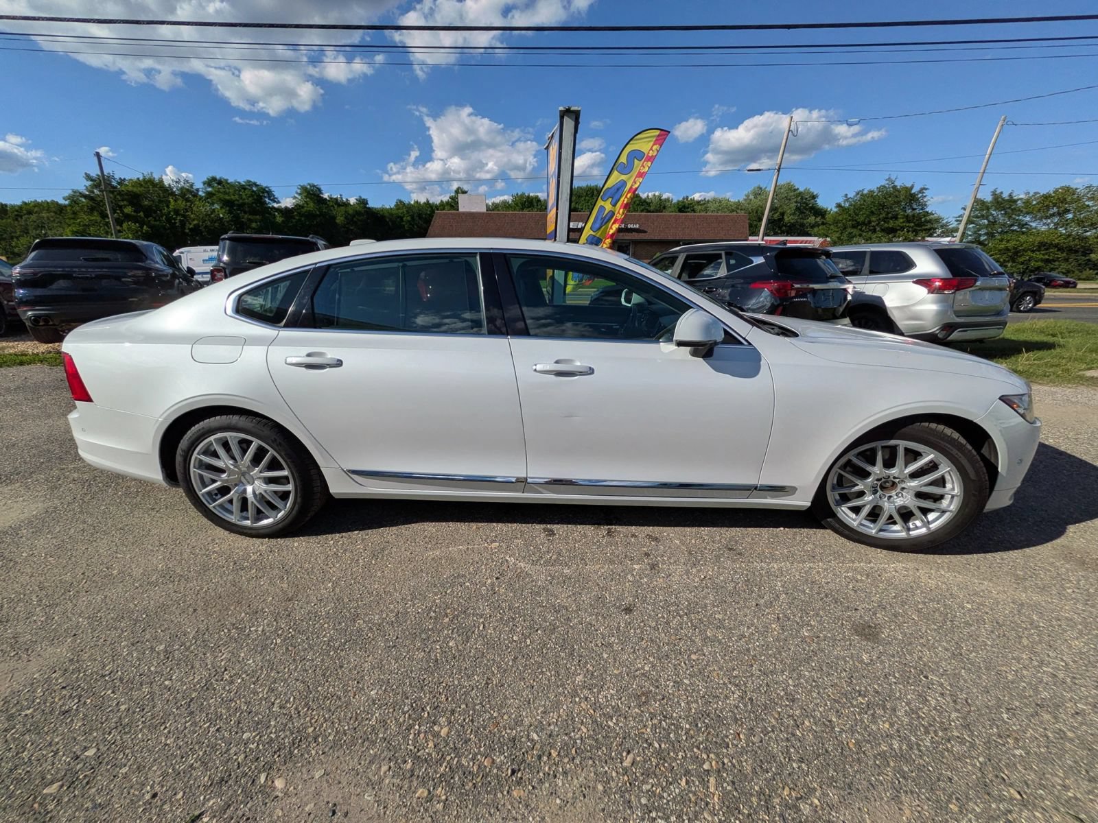 Used 2018 Volvo S90 T8 Inscription w/ Convenience Package AWD/4WD image 7