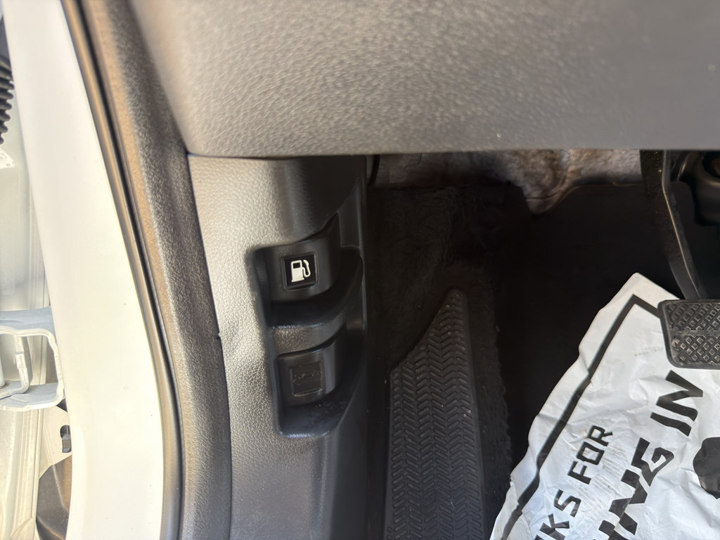 Used 2020 Honda HR-V Touring image 29