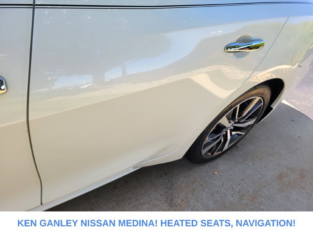 Used 2019 Nissan Maxima 3.5 SV w/ Floor Mat Group FWD image 12