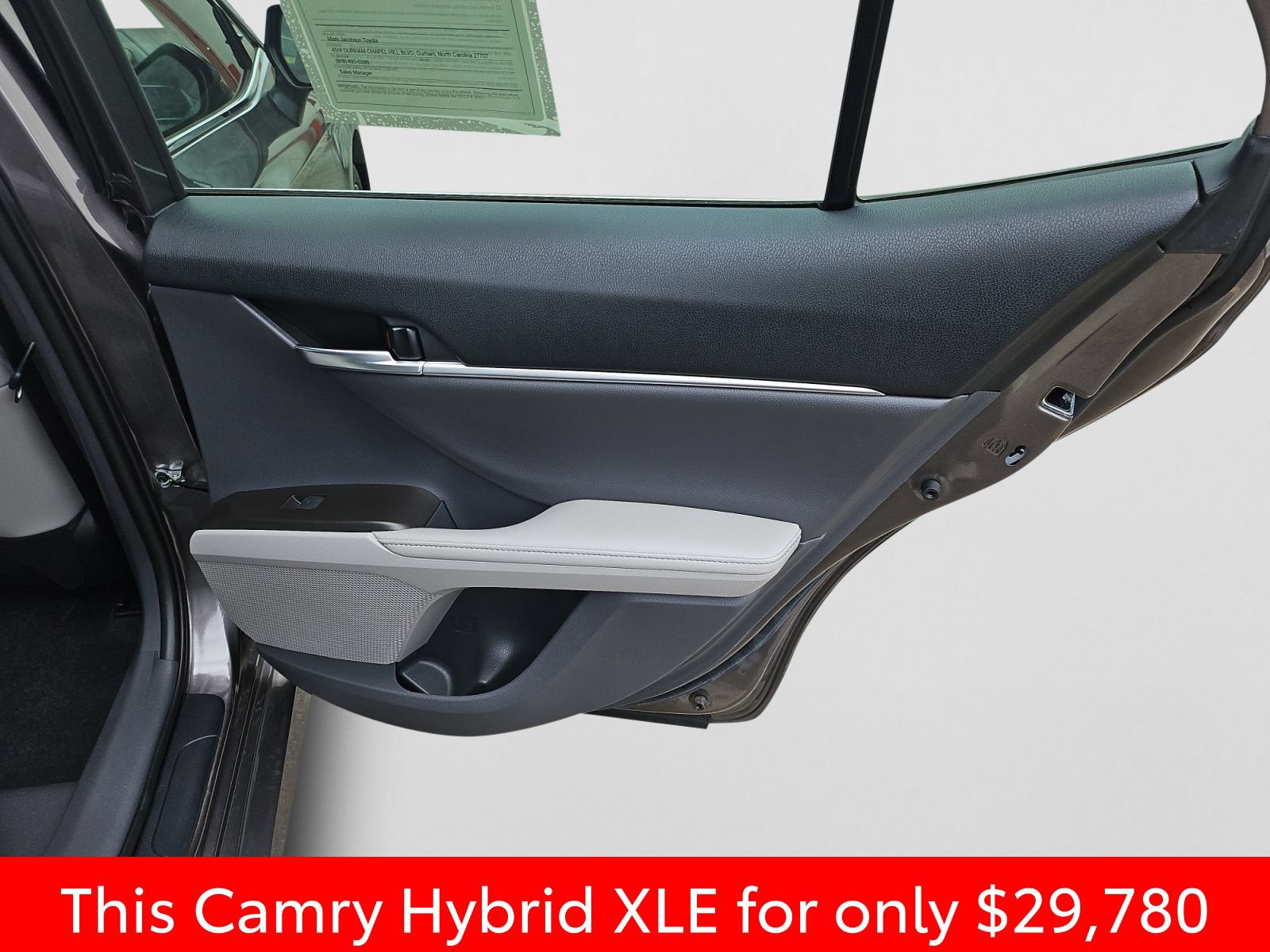 Used 2023 Toyota Camry XLE FWD image 37