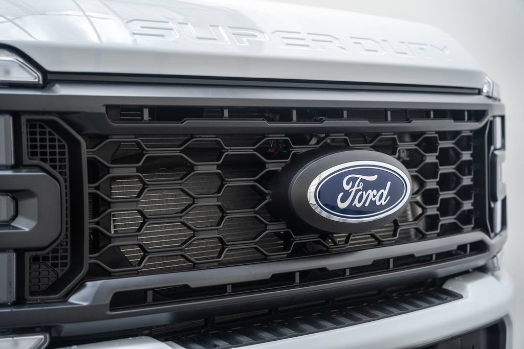 New 2026 Ford F350 XL w/ STX Appearance Package AWD/4WD image 11