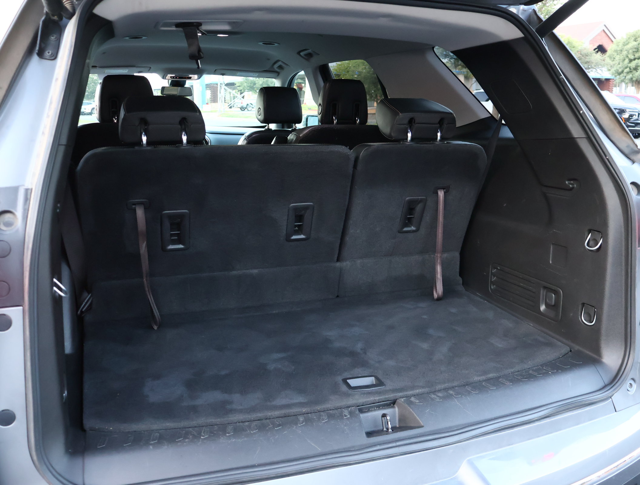 Used 2018 Chevrolet Traverse Premier AWD/4WD image 27