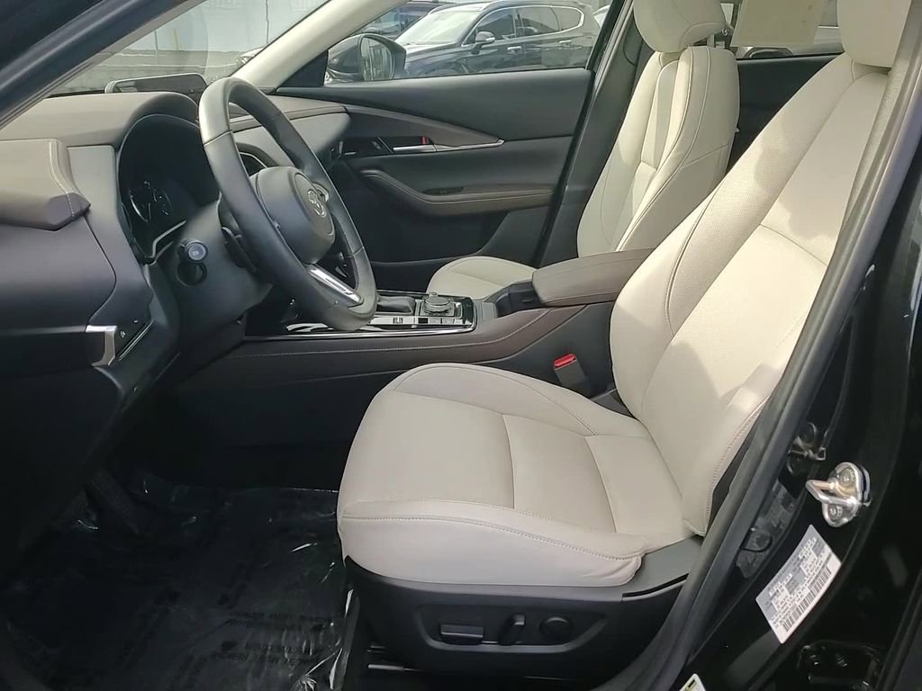 Certified 2025 MAZDA CX-30 AWD 2.5 S w/ Premium Package image 12