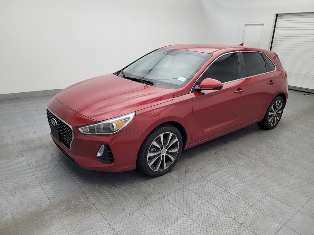 Used 2018 Hyundai Elantra GT FWD image 2