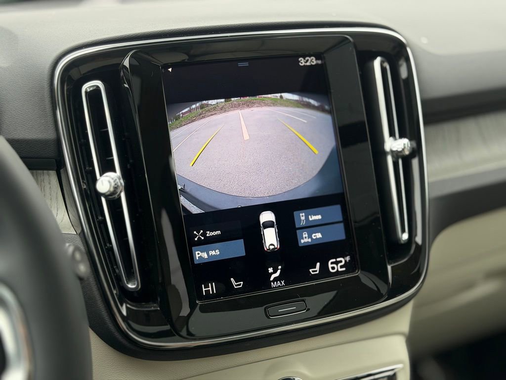 Used 2022 Volvo XC40 T5 Inscription image 21