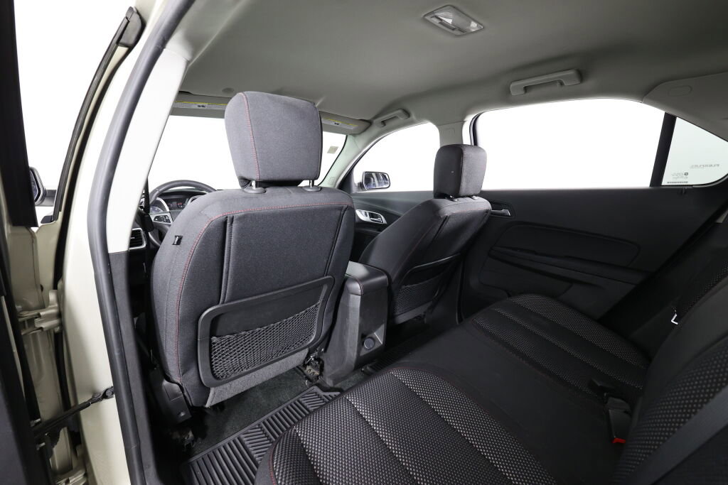 Used 2015 Chevrolet Equinox LT image 14
