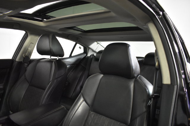Used 2019 Nissan Maxima Platinum w/ Illumination Package FWD image 10