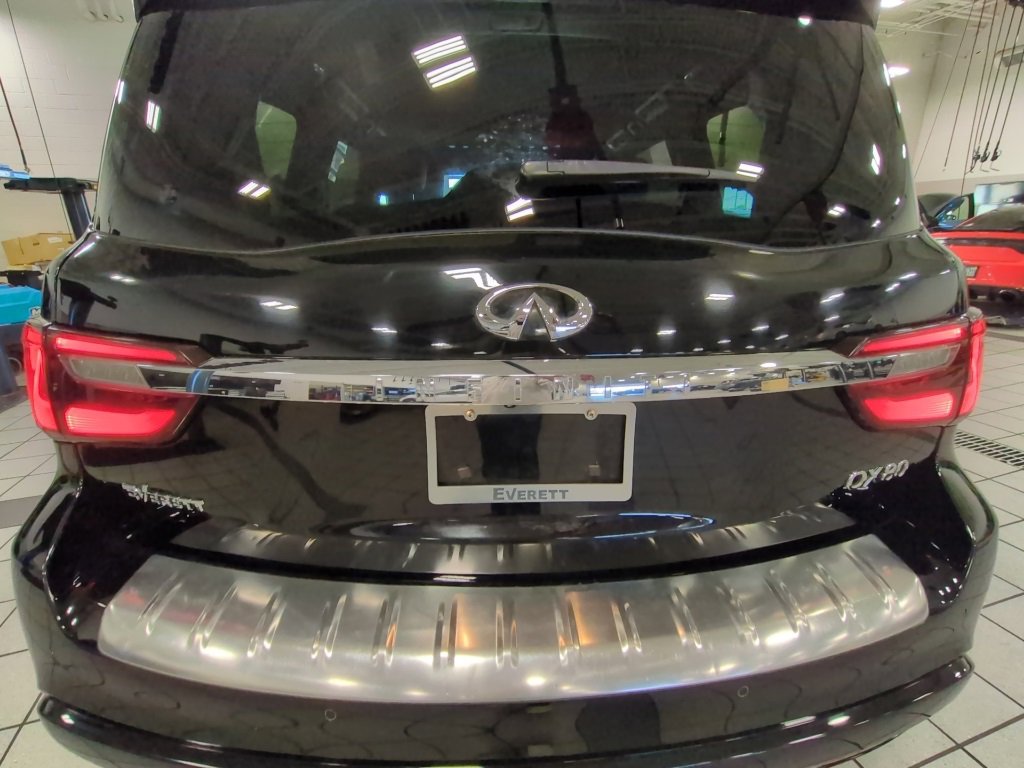 Used 2021 INFINITI QX80 Sensory w/ All-Season Package image 29
