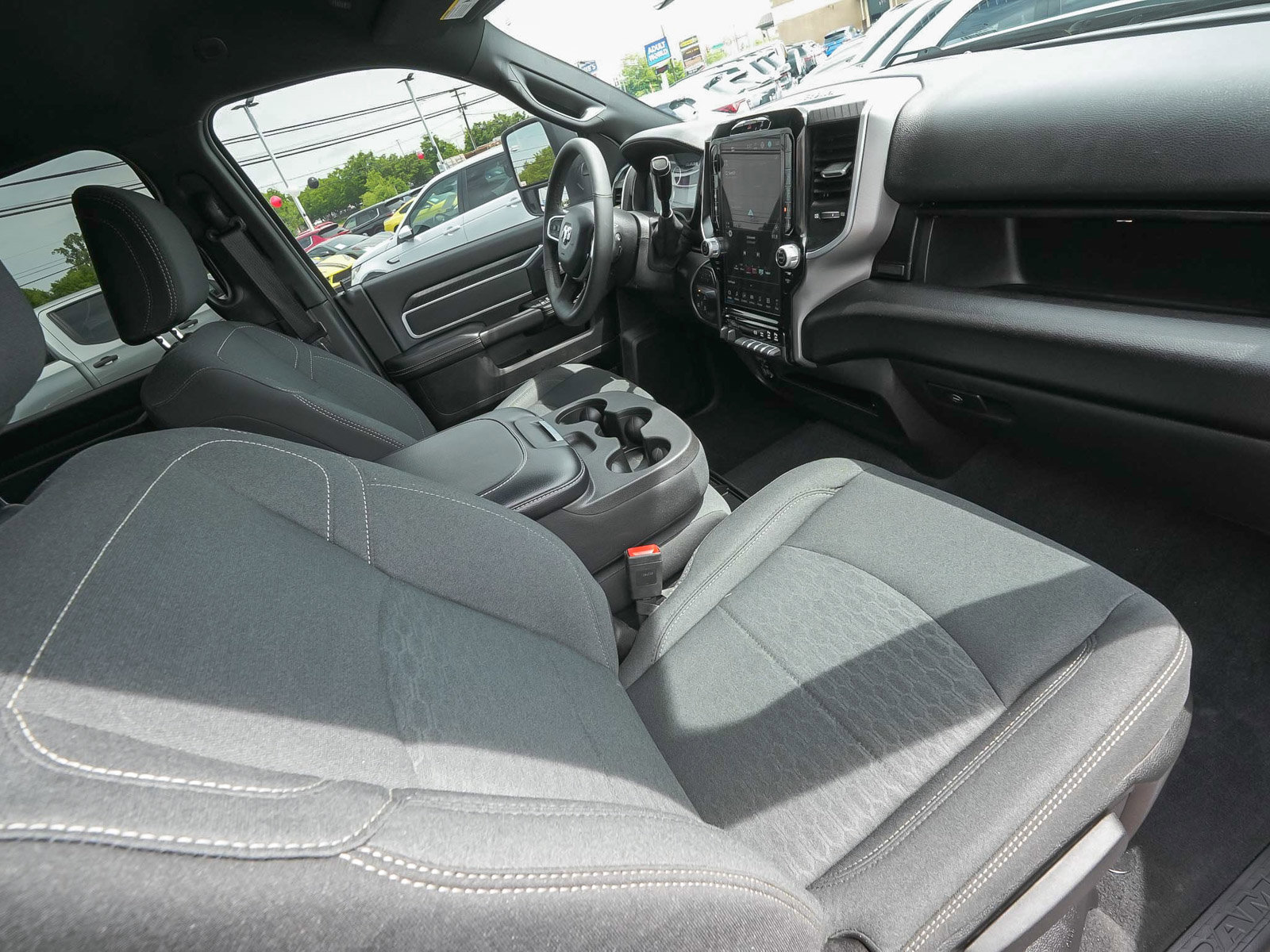 Used 2025 RAM 2500 Big Horn AWD/4WD image 37