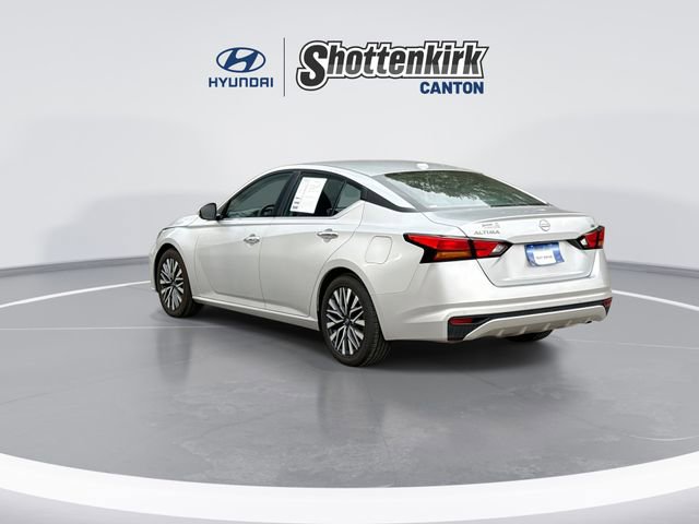 Used 2023 Nissan Altima 2.5 SV image 6