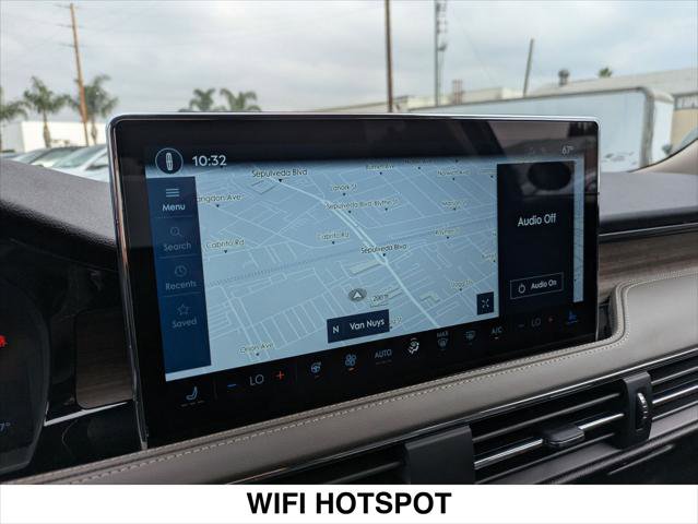 New 2025 Lincoln Corsair Reserve w/ Rear Removable Package Tray image 9