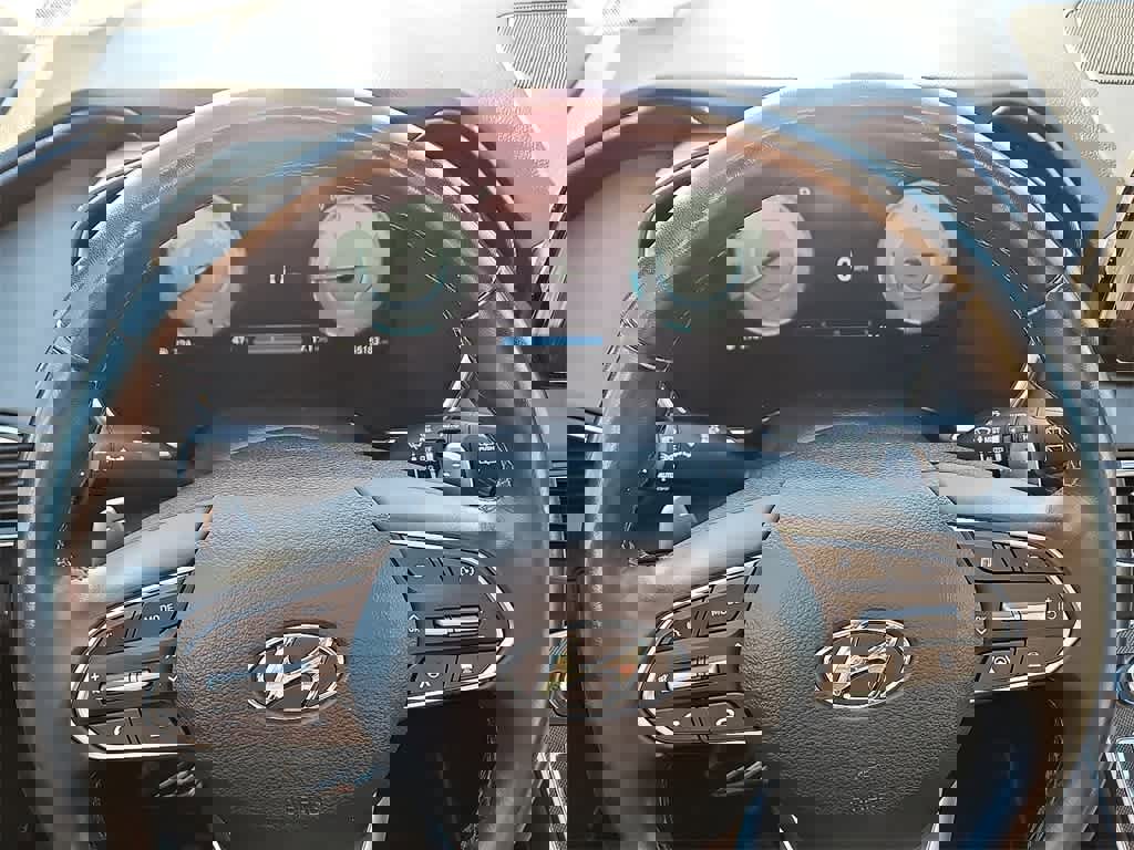 Used 2023 Hyundai Santa Fe Limited image 18