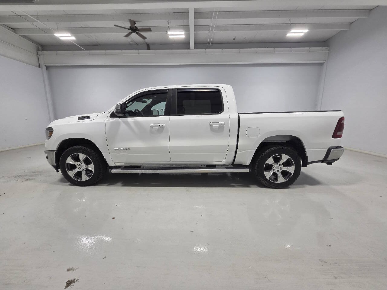 Used 2023 RAM 1500 Laramie AWD/4WD image 6