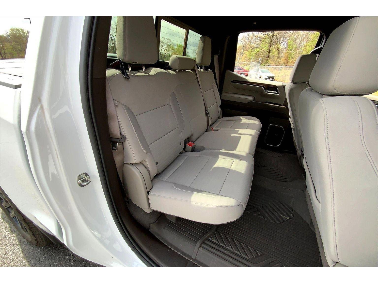 Used 2024 Chevrolet Silverado 1500 RST image 23