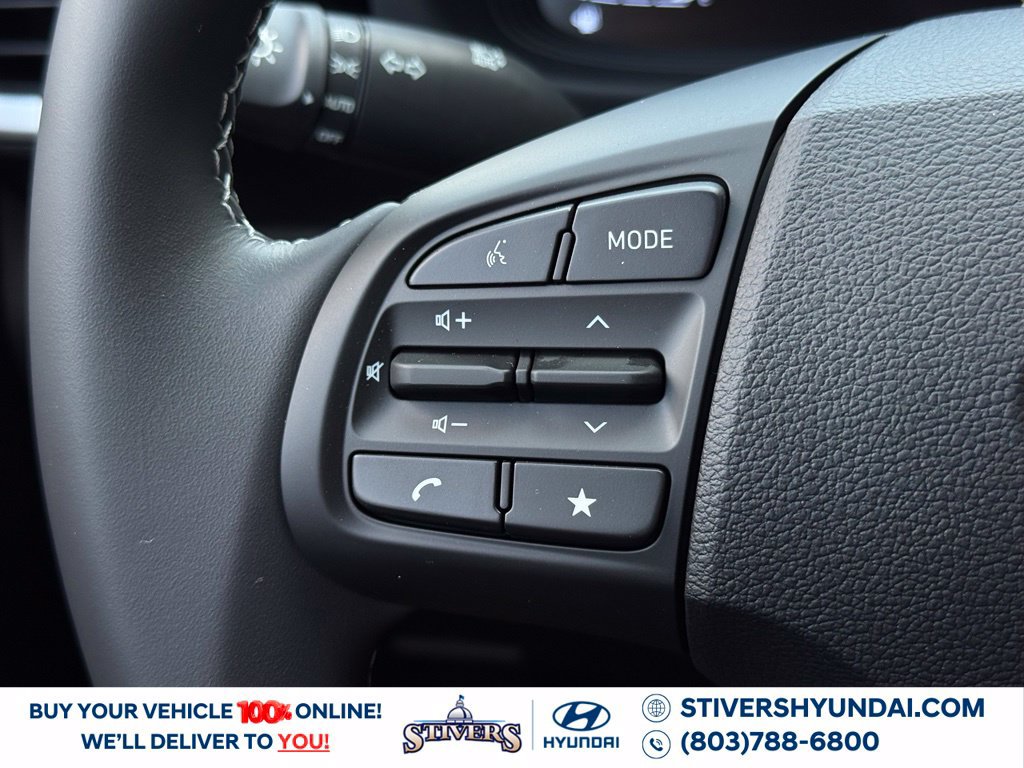 New 2026 Hyundai Venue SEL FWD image 25