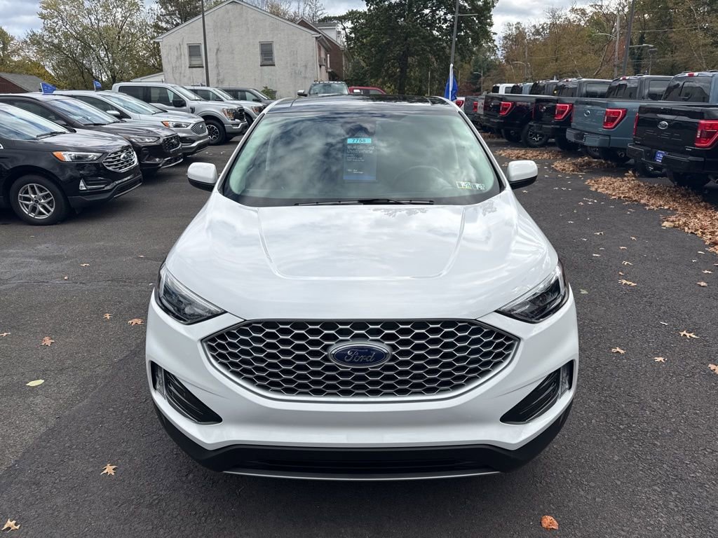 Certified 2024 Ford Edge SEL w/ Convenience Package image 2
