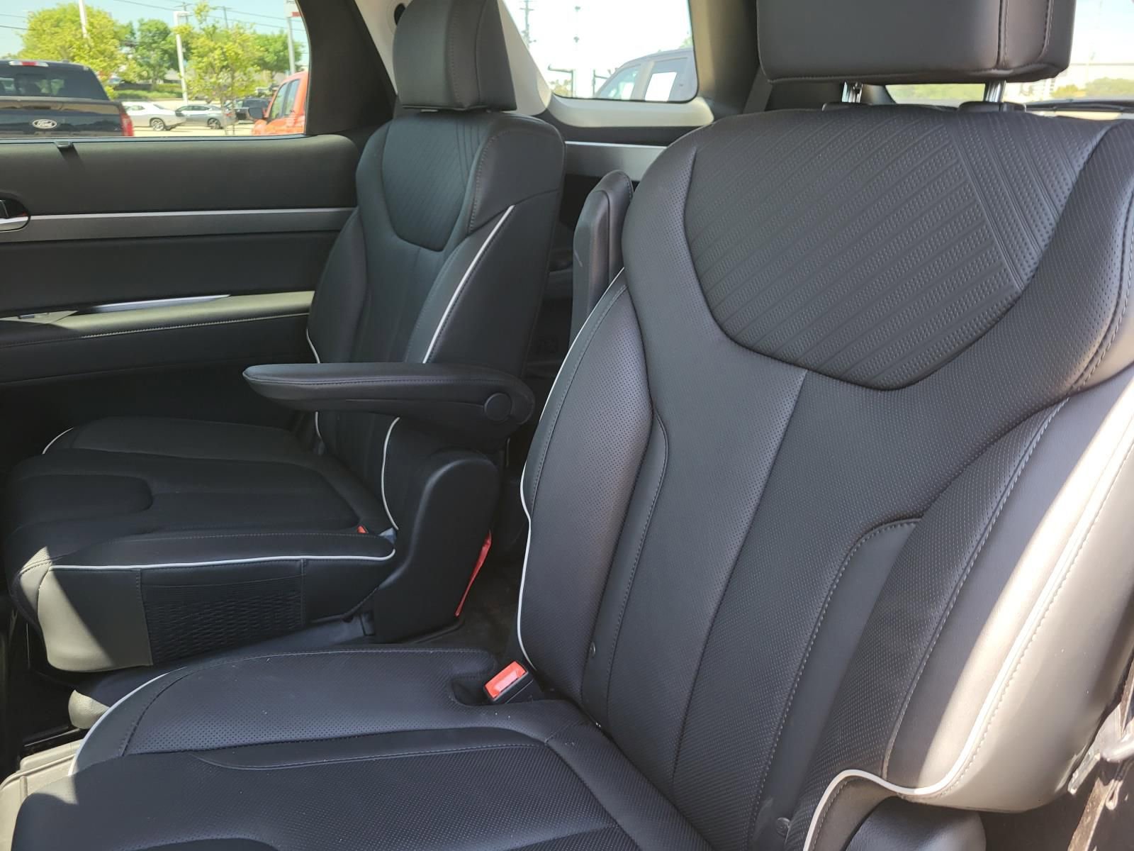 Used 2025 Hyundai Palisade SEL FWD image 18