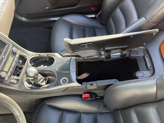 Used 2007 Chevrolet Corvette Convertible w/ Preferred Equipment Group RWD image 21