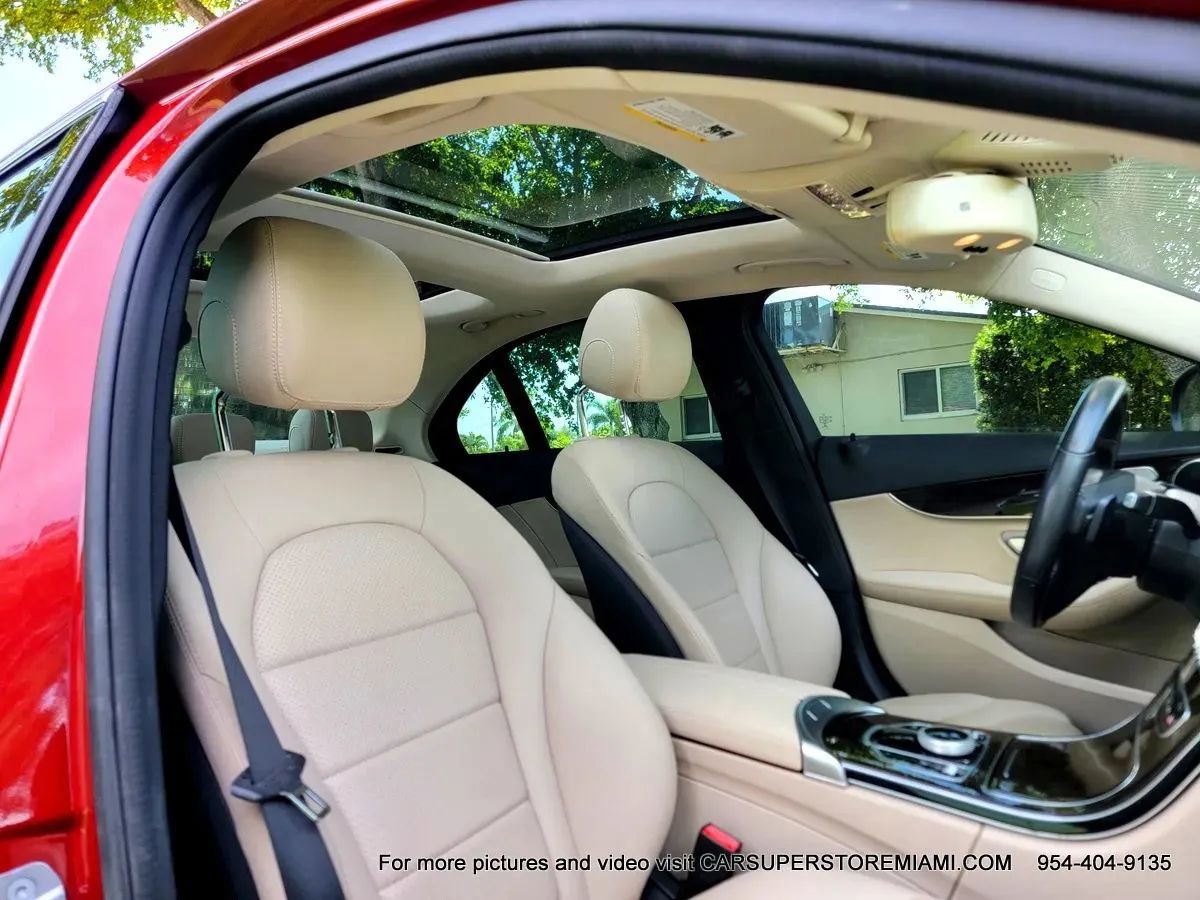 Used 2018 Mercedes-Benz C 300 Sedan image 25