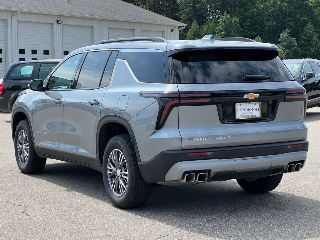 Used 2026 Chevrolet Traverse LT AWD/4WD image 48