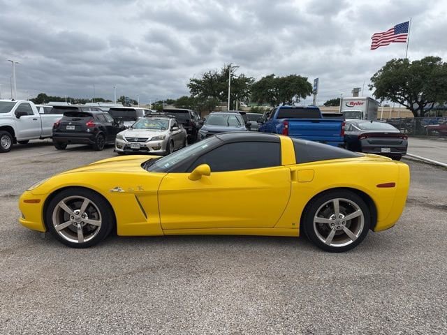 Used 2008 Chevrolet Corvette Coupe w/ Preferred Equipment Group RWD image 5