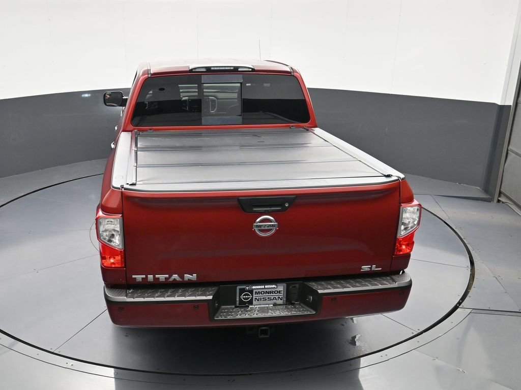 Used 2017 Nissan Titan SL RWD image 30