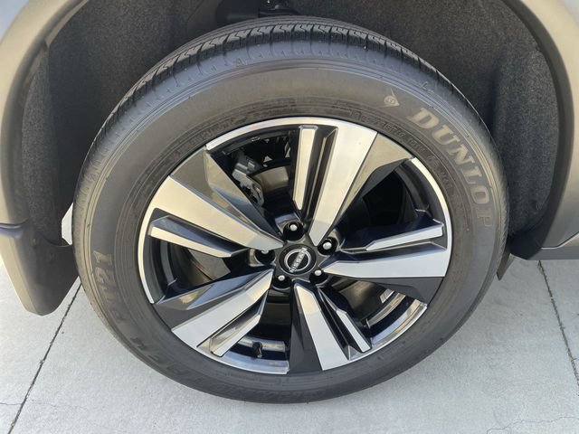 Used 2023 Nissan Rogue Platinum FWD image 35