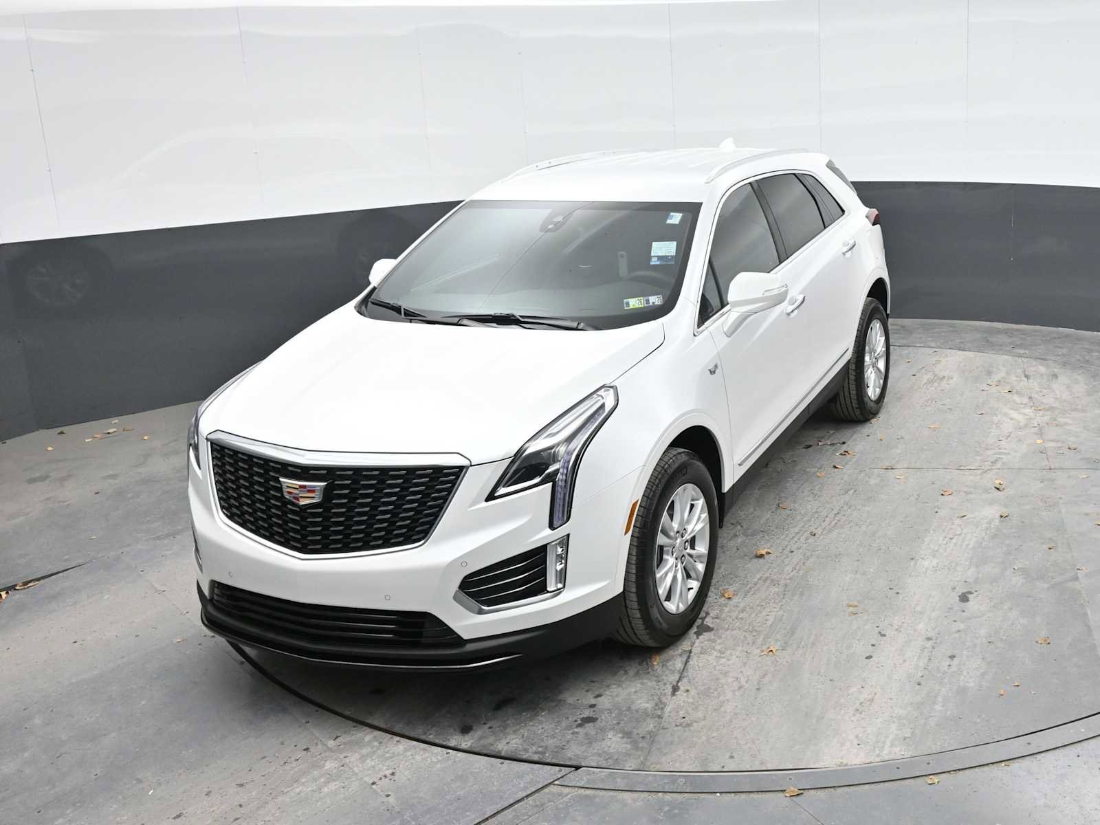 Used 2025 Cadillac XT5 Luxury w/ LPO, Floor Liner Package image 37