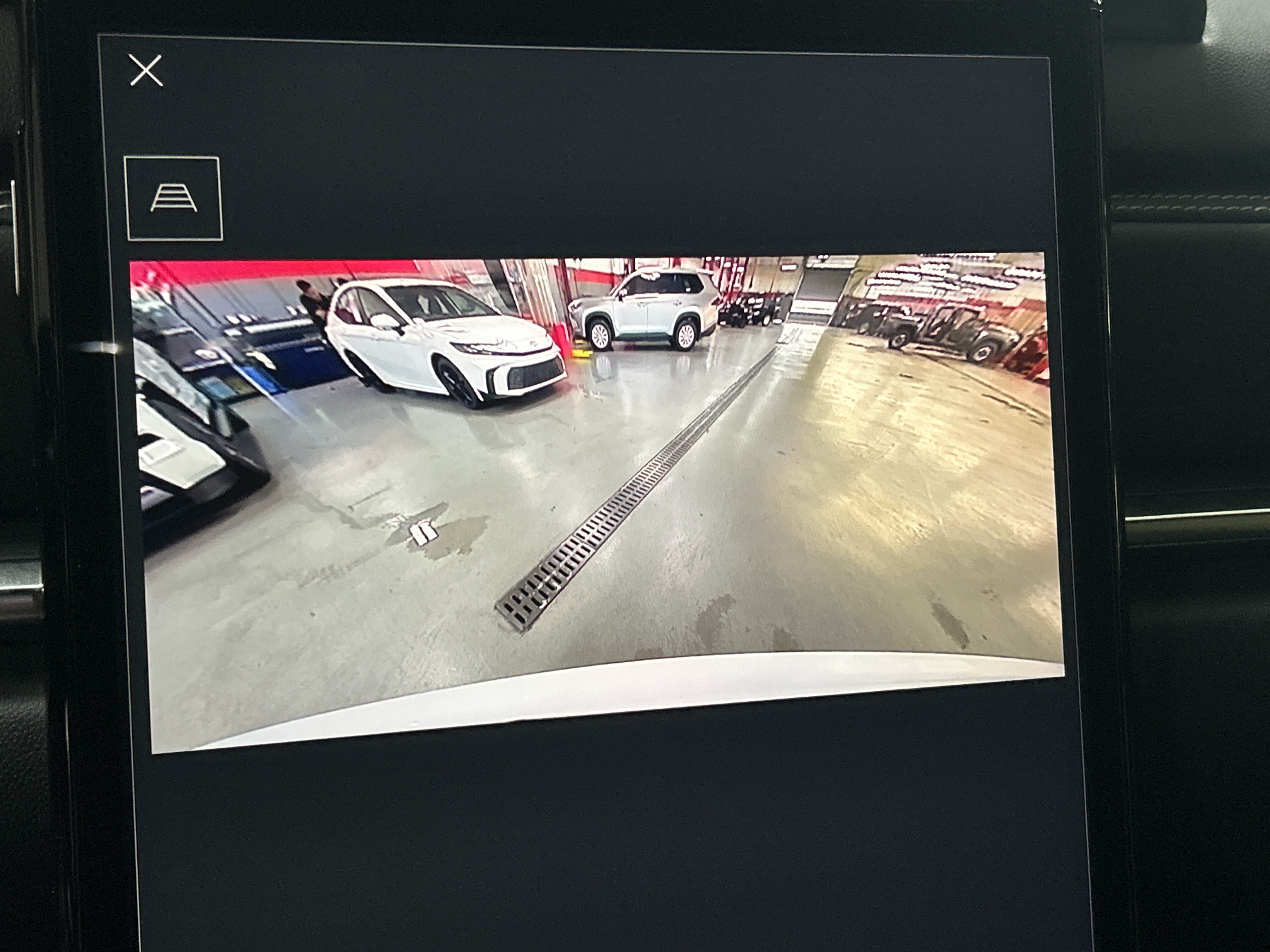 Used 2025 GMC Terrain Elevation AWD/4WD image 25