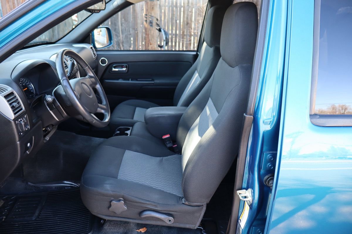 Used 2011 GMC Canyon SLE image 18