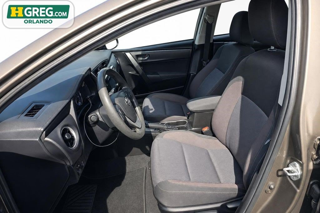 Used 2019 Toyota Corolla LE FWD image 10