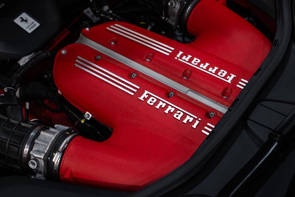 Certified 2025 Ferrari 12Cilindri RWD image 16