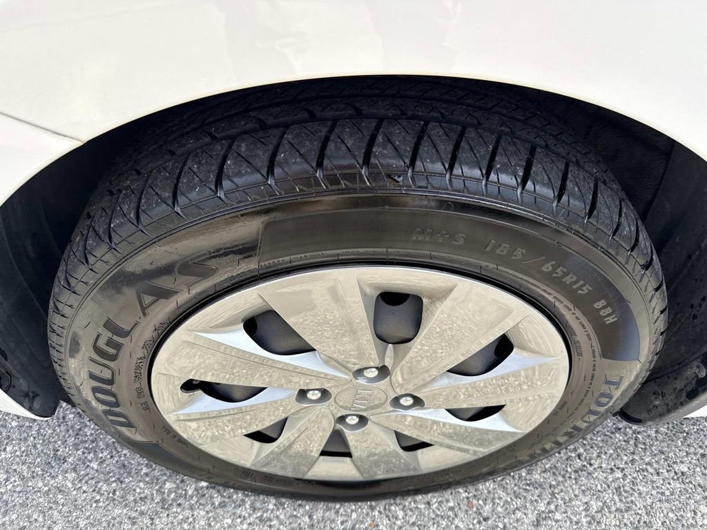 Used 2020 Kia Rio LX image 12