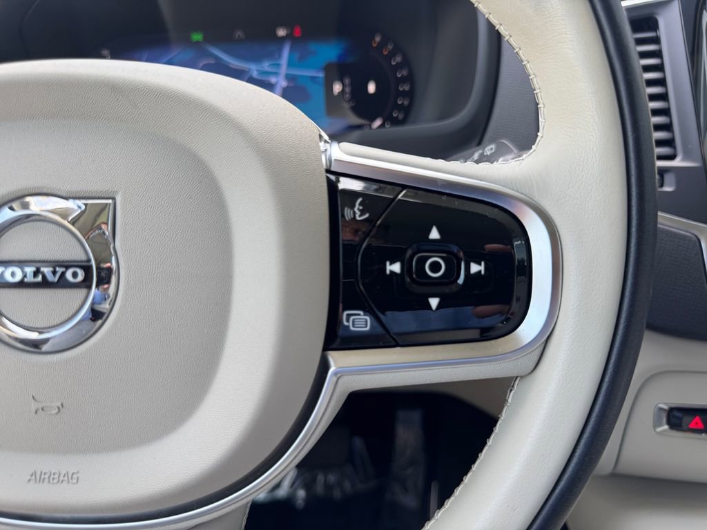 Used 2024 Volvo XC90 B5 Core w/ Climate Package AWD/4WD image 18