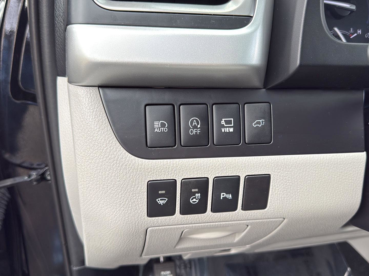 Used 2019 Toyota Highlander Limited Platinum AWD/4WD image 30