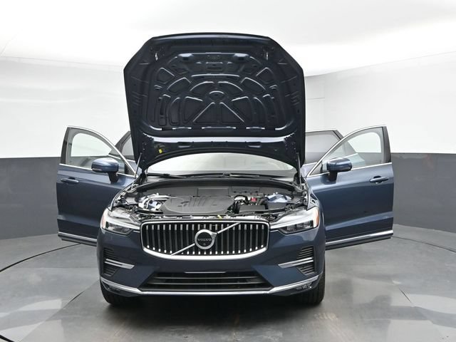 Used 2023 Volvo XC60 B5 Plus AWD/4WD image 49