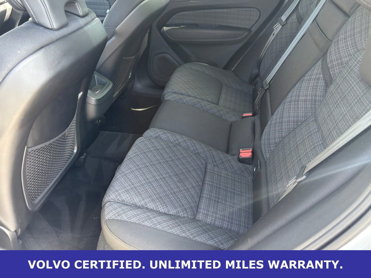 Certified 2023 Volvo XC60 B5 Core image 31