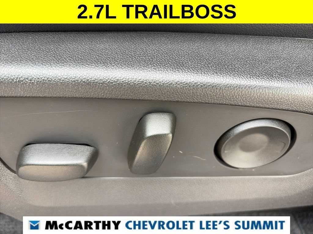 Used 2025 Chevrolet Colorado Trail Boss AWD/4WD image 50