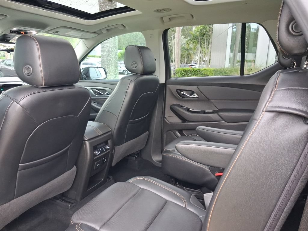 Used 2018 Chevrolet Traverse Premier w/ Redline Edition FWD image 7