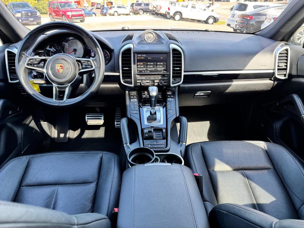 Used 2015 Porsche Cayenne S w/ Infotainment Bose Package image 23